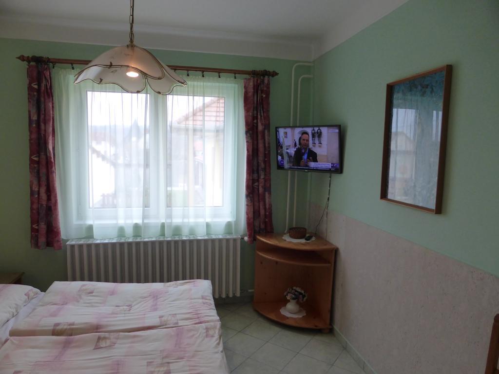 Napfeny Apartman Es Vendeghaz Egerszalók Buitenkant foto