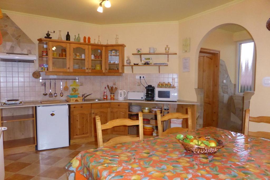 Napfeny Apartman Es Vendeghaz Egerszalók Kamer foto